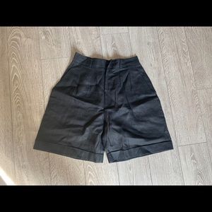 NY Sake Black Shorts